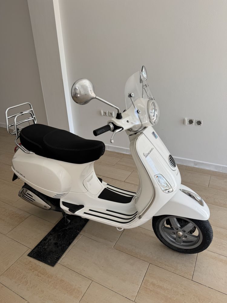 Vesp LX 125 ie - O P O R T U N I D A D E