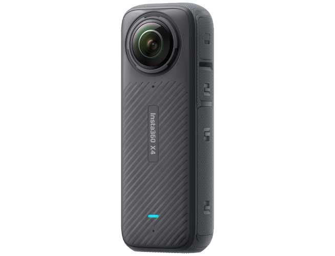 Панорамна камера Insta360 X4