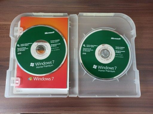 Windows 7 Home Wersja Box z kluczem i płytami w bardzo dobrym stanie.