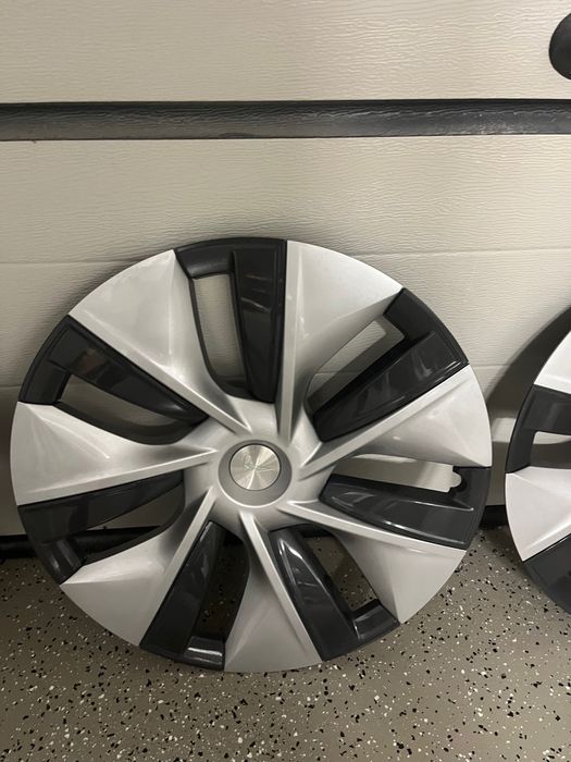 Kołpaki 19”  Tesla Y używane 250zl