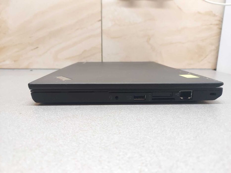 надійний бізнес ноутбук Lenovo ThinkPad X240: i5/ 0 GB/0 SSD