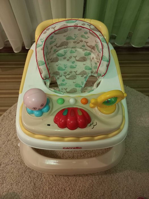Дитячі ходунки Carello
