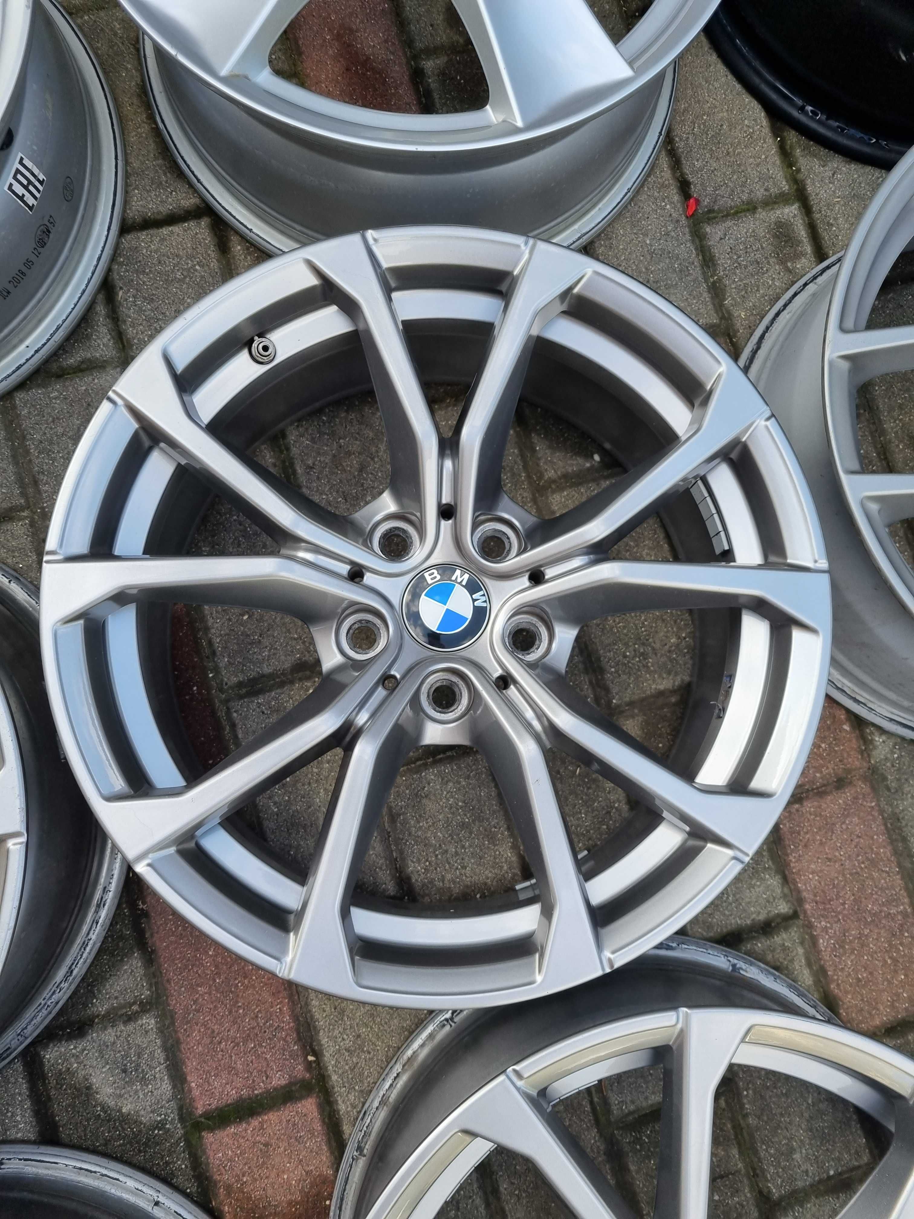 Oryginalne Alufelgi 17" BMW 5x112 ET 30