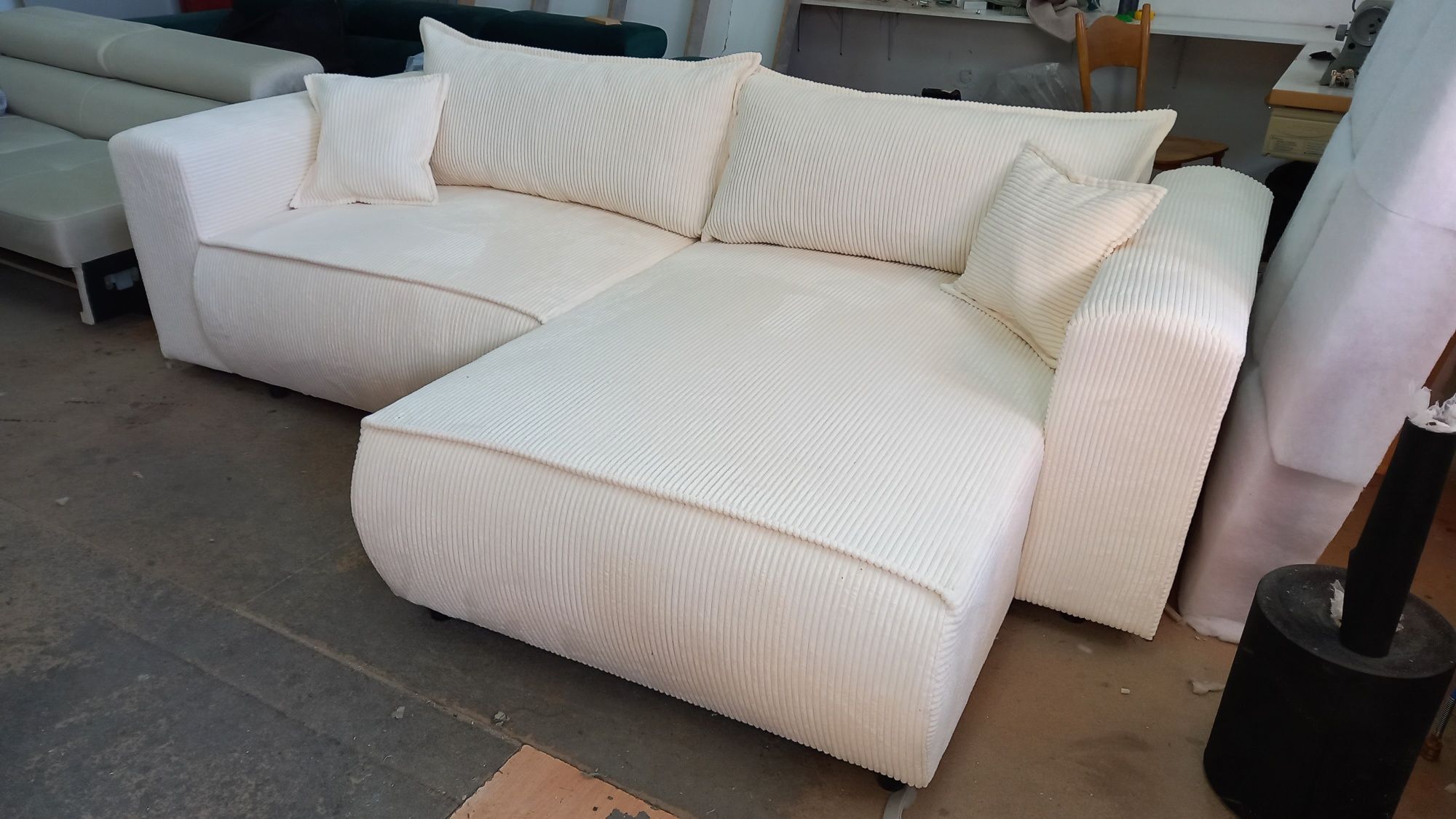 Narożnik Berlin Sztruks Dostawa 5-7 dni 255x160 Funkcja spania
