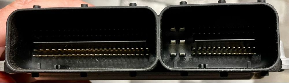 Centralina ECU / DDE motor bmw F11 520d
