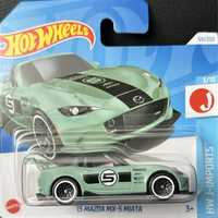 Hot Wheels '15 Mazda MX-5 Miata