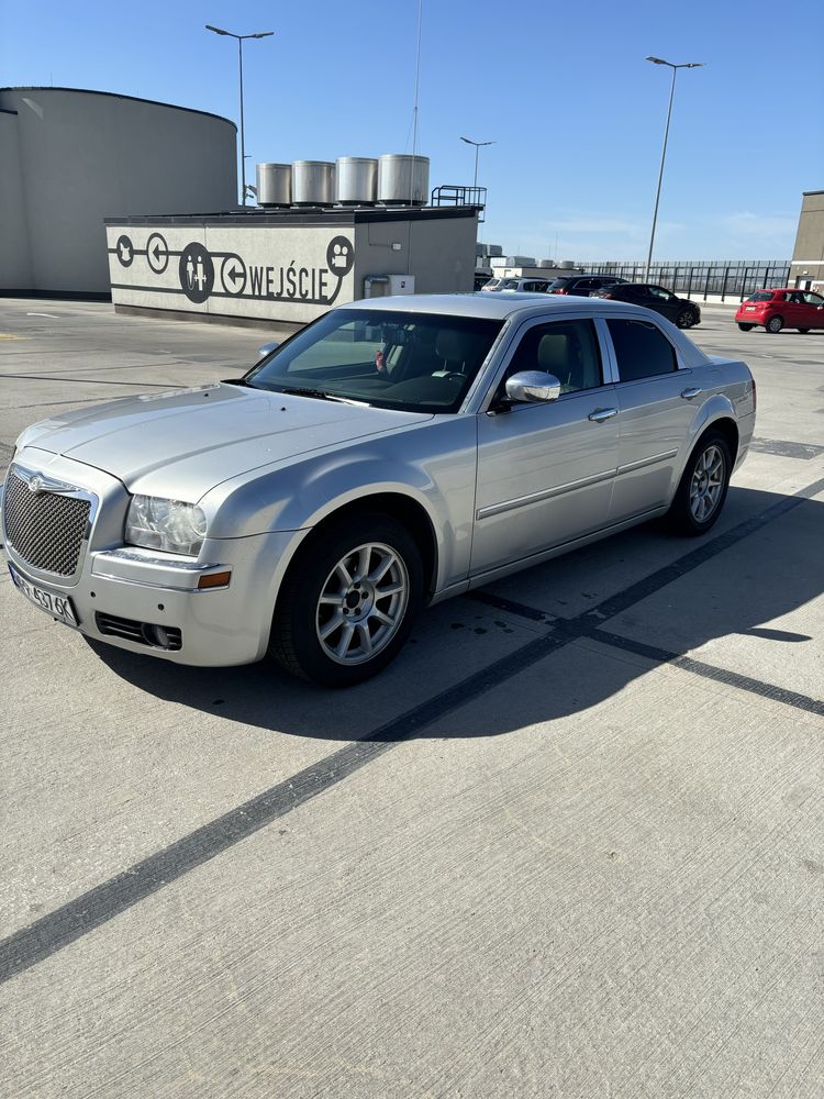 Chrysler 300C 3.5 V6+LPG