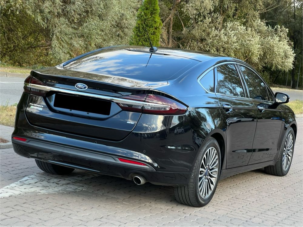 Ford Fusion plug-in hybrid Форд фьюжн плагин гибрид 2017