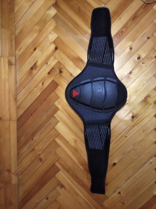 Мотозащита спины "Черепаха" DAINESE (вело-, сноубордзащита)
