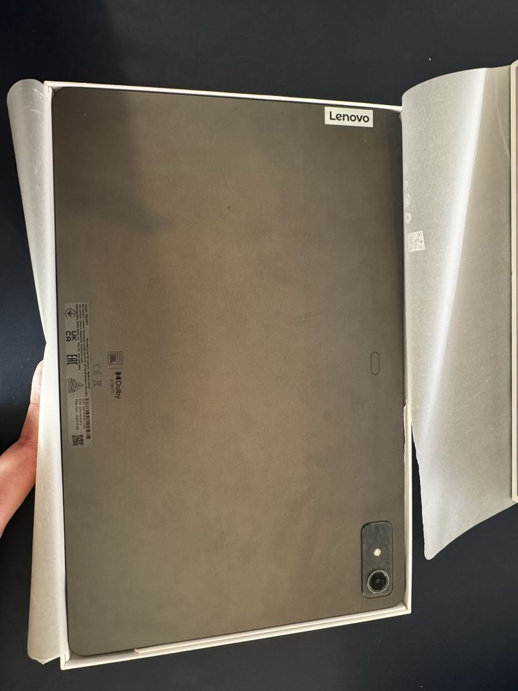 Lenovo Tab P12 com caneta e capa