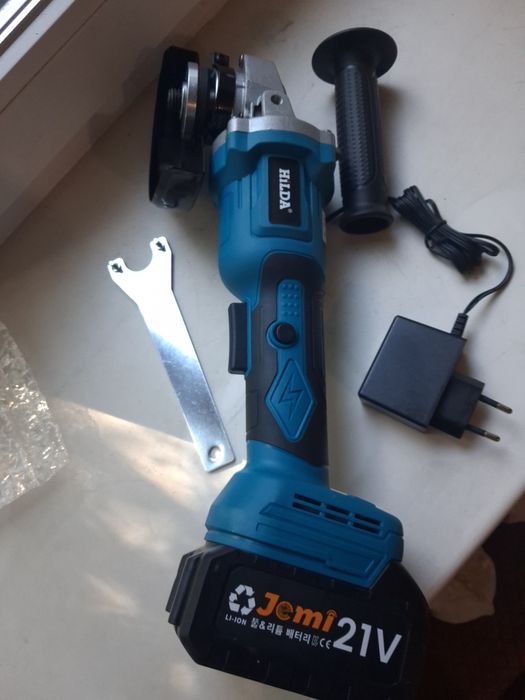 Болгарка  безщіткова комплект 125мм