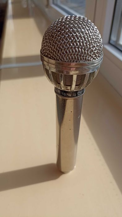 Мікрофон дінамічний МD80IN дротовий металевий робочому,  гарному стані