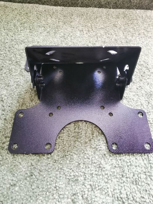 Кріплення для телевізора на стіну