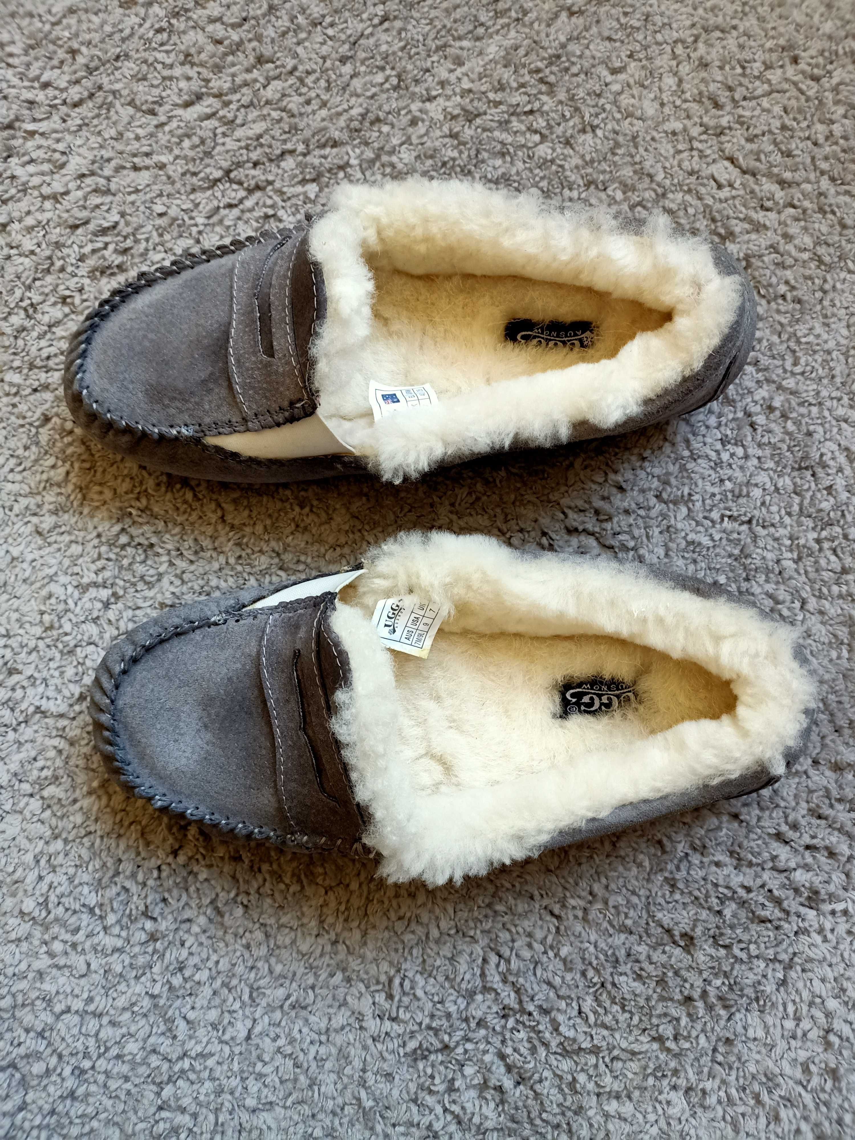UGG Утеплённые Мокасины Размер 40