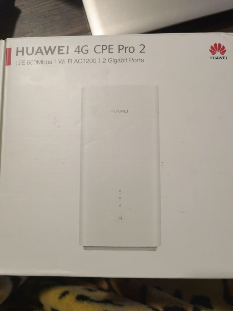 Huawei 4G CPE Pro 2 Router LTE 600 Mbps