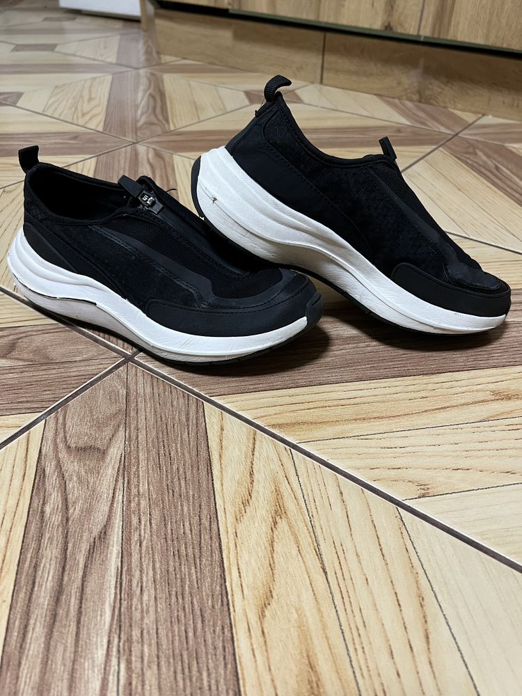 Zara туфлі снікерси кросівки 35 розмір