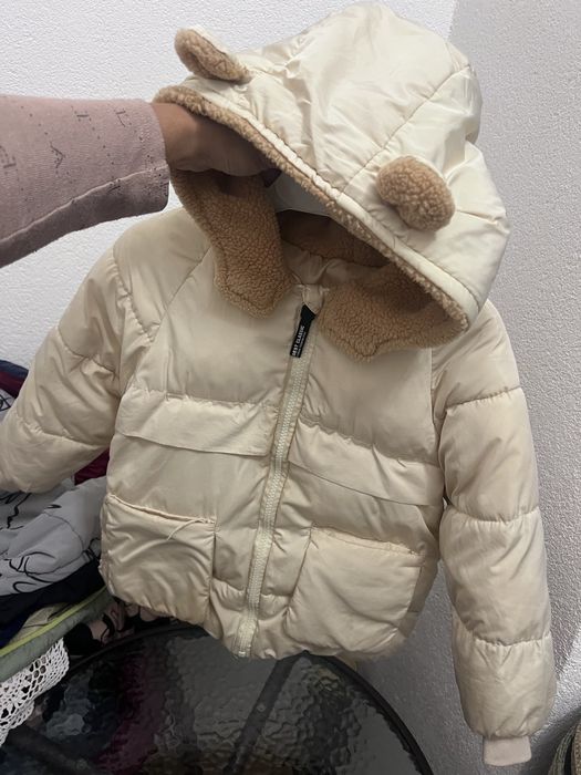 Куртки різні хлопчик - дівчинка