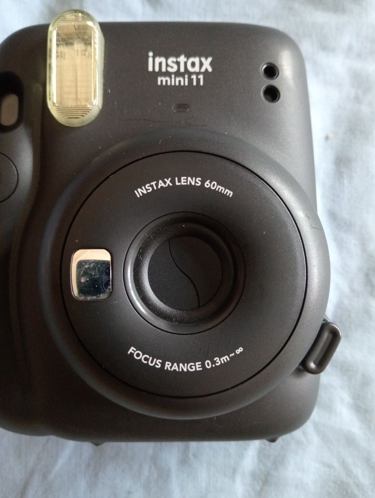Câmera Instax mini 11