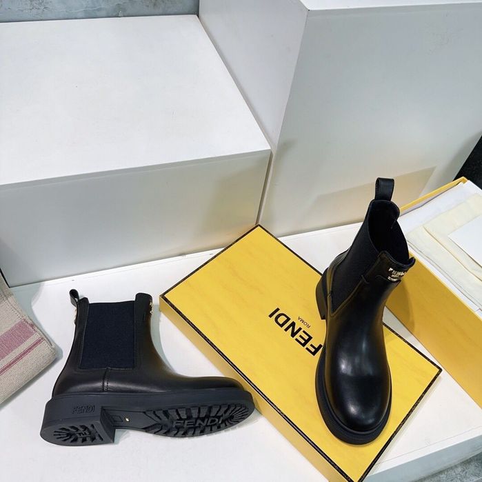 Buty damskie Fendi r39