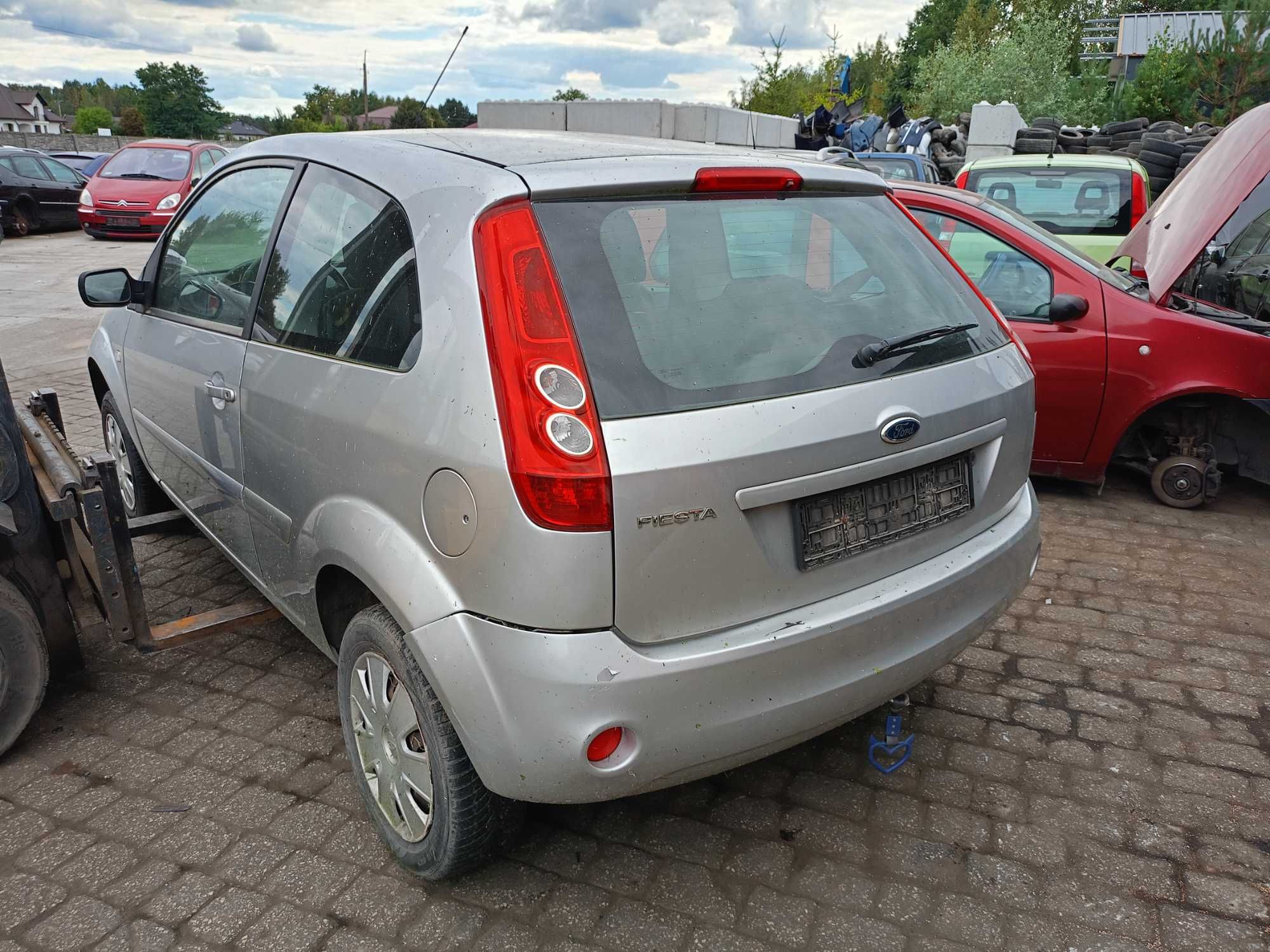 Ford Fiesta MK6 Lift Lampa Błotnik Drzwi Maska Lusterko Części