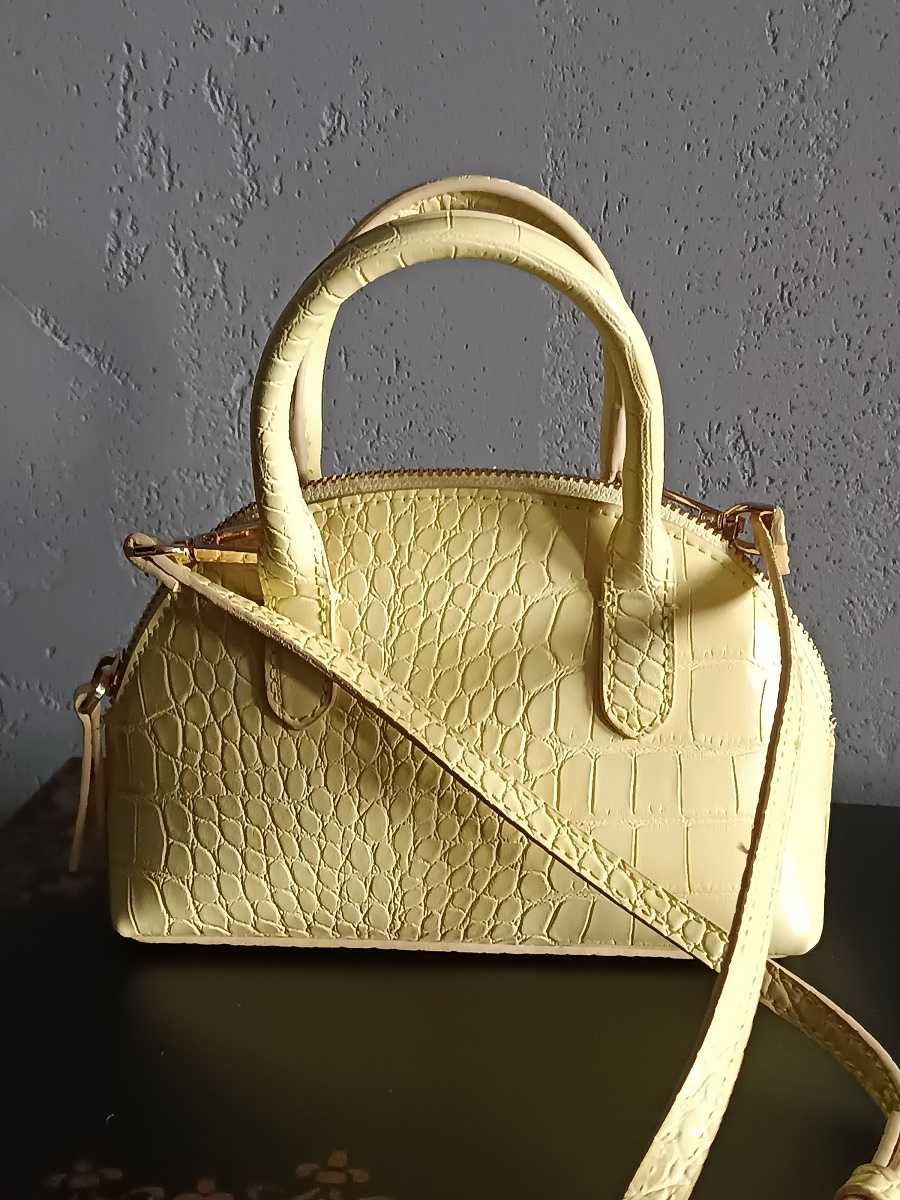 torebka mała elegancka NOWA