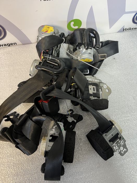 Ремні безпеки паски безпеки Passat B8 Пассат Б8