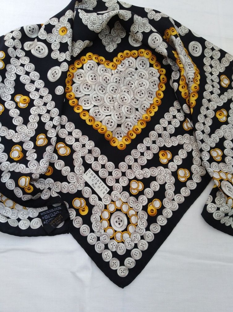 Коллекционный шелковый платок Christian Lacroix Paris.