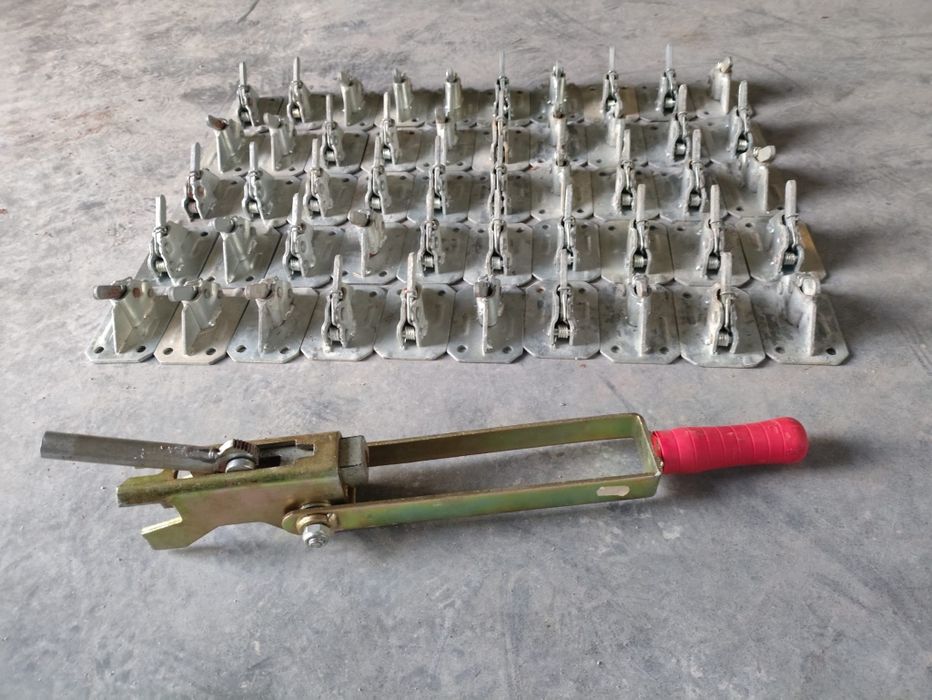 Castanhas p/cofragem com mola