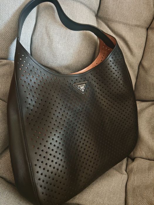 Bolsa Prada City Black Fori Leather Hobo