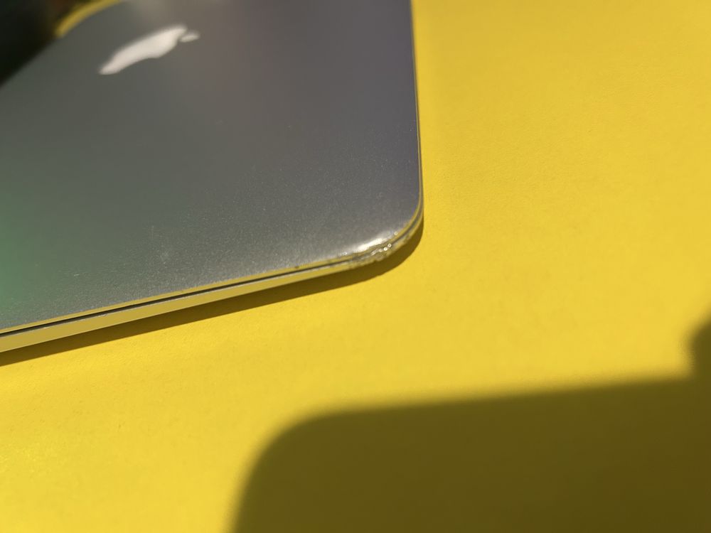 MacBook Air 13" A1466 (2017) — i5 / 8GB / 128GB SSD