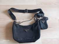 Prada re edition nylon torebka