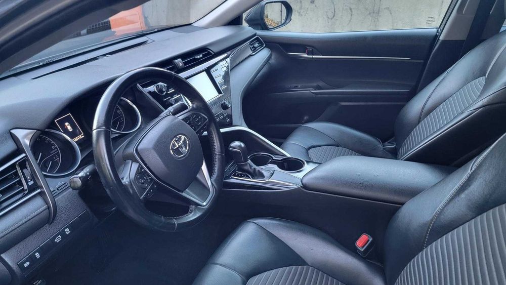 Toyota Camry 2.5 2019