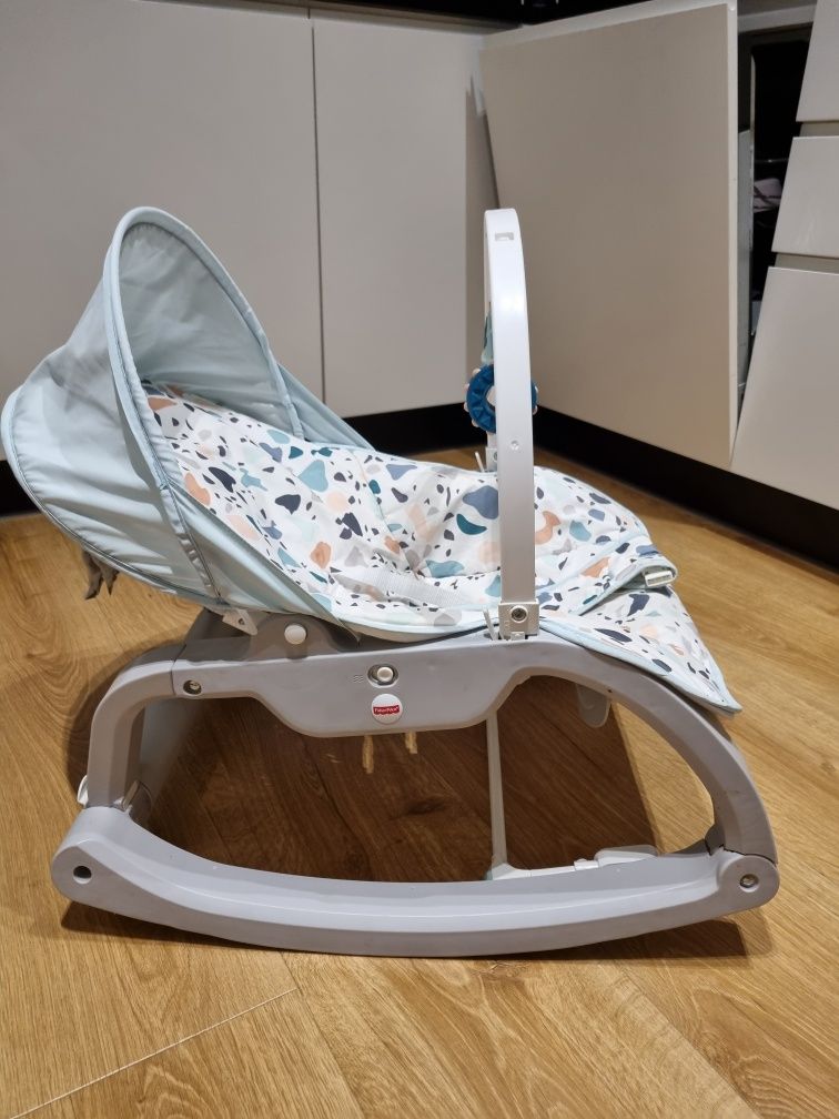 Bujaczek leżaczek firmy Fisher Price