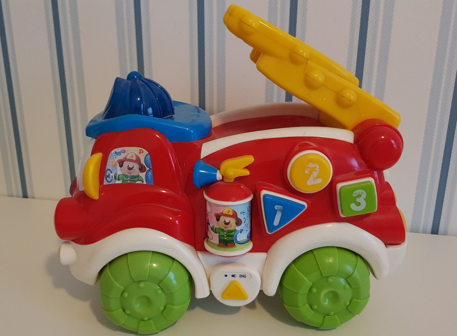 Clementoni interaktywny wóz strażacki Wojtek