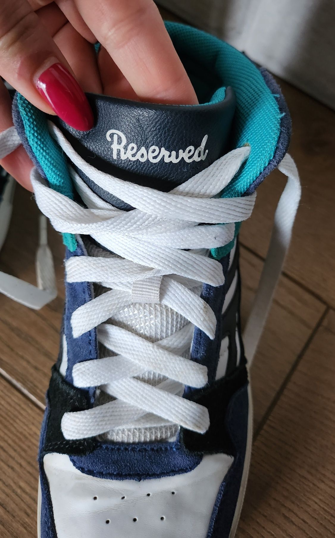 Sportowe buty Reserved 35