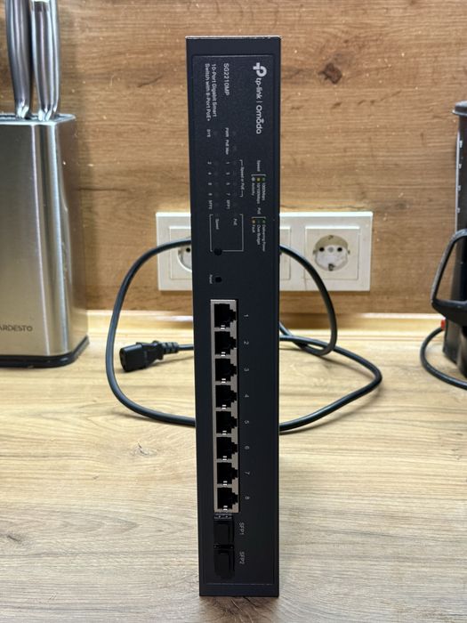 Комутатор мережевий TP-Link SG2210MP