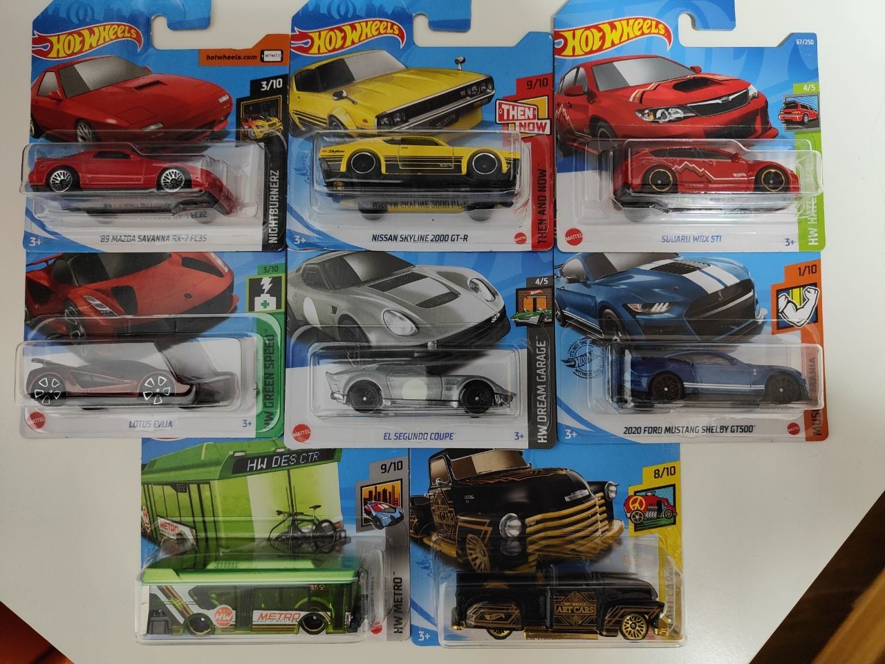 Модели Hot Wheels
В