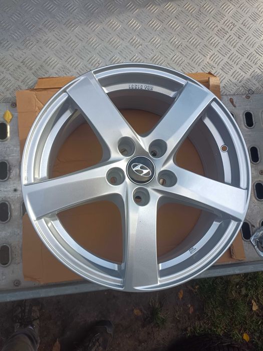 Nowe Felgi Hyundai 17" 5x114,3 ET50 – komplet