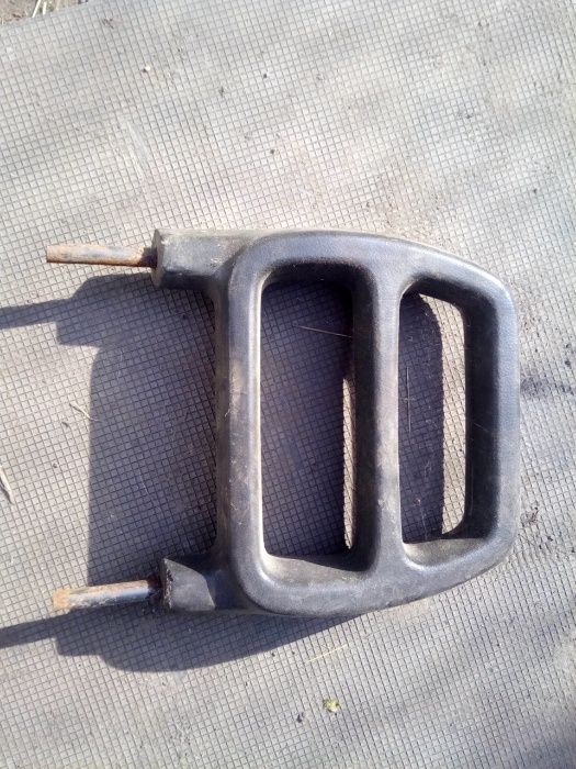 Подголовник москвыч