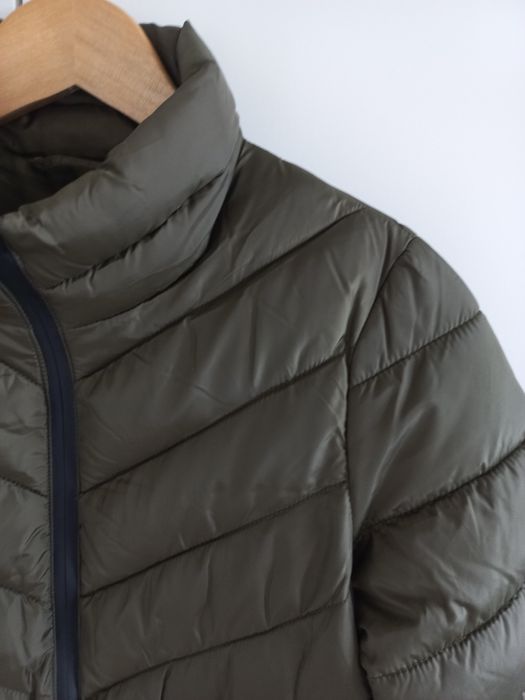 Reserved kurtka pikowana khaki taliowana r.S