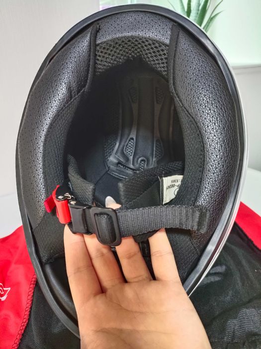 Мотоциклетний шолом