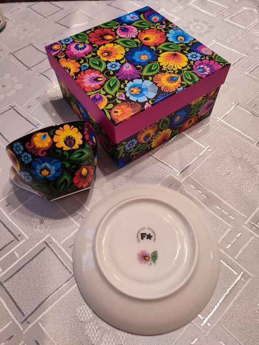 Filiżanka ze spodkiem Łowicz