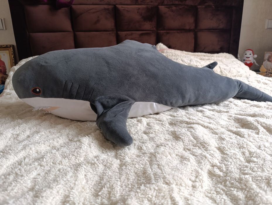 Продам м'яку іграшку акулу 110 см