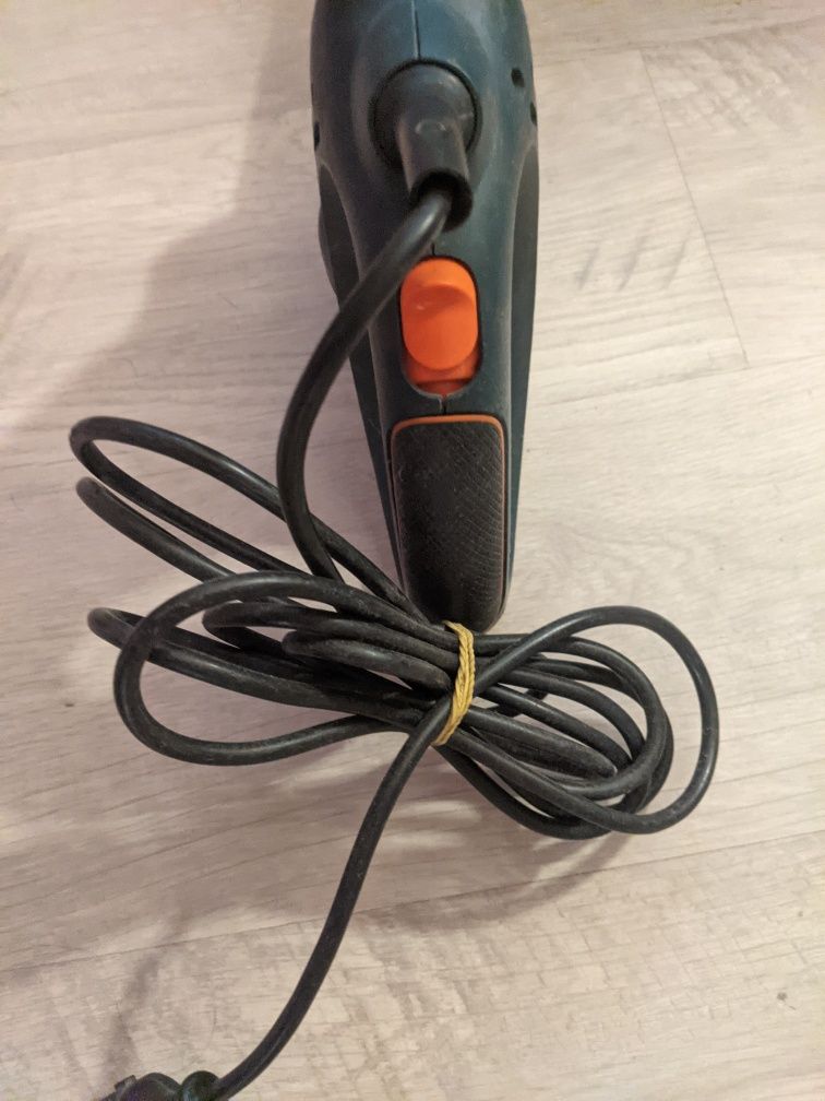 Сабельная пила Black Decker scorpion