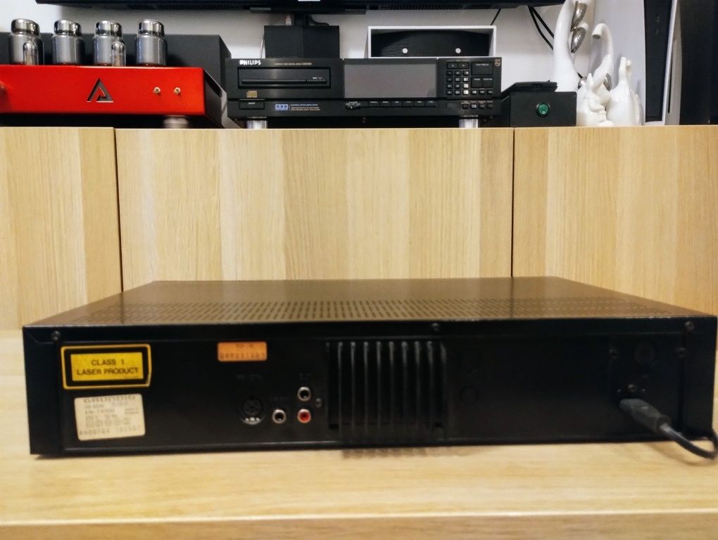 Grundig CD 8200 - odtwarzacz CD TDA 1541