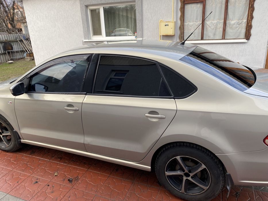 Volksvagen polo 2012 рік