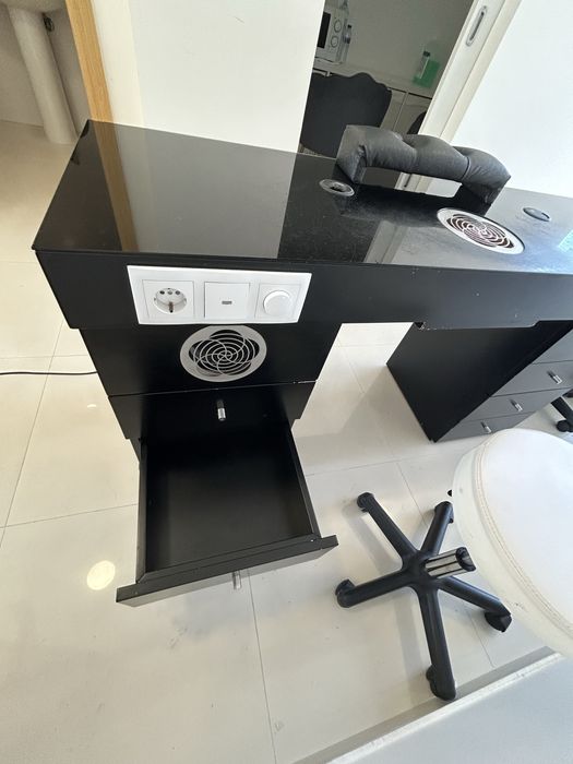 Mesa com aspiração