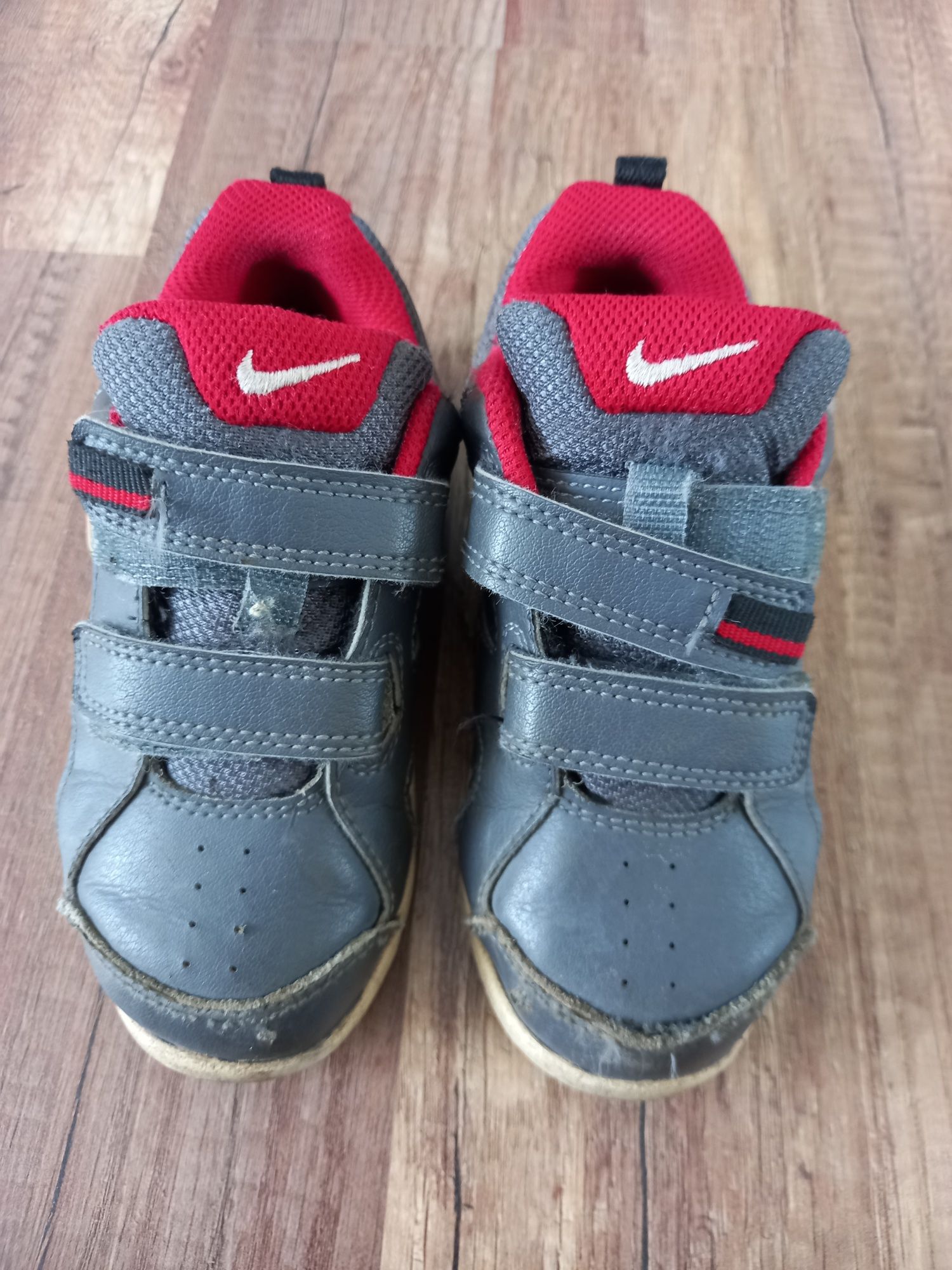 Buty dziecięce NIKE rozm.26