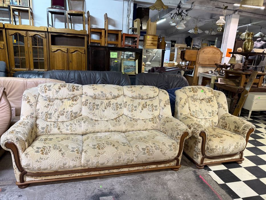 Komplet wypoczynkowy 3+1 – sofa 3-osobowa + fotel DOWÓZ DO DOMU