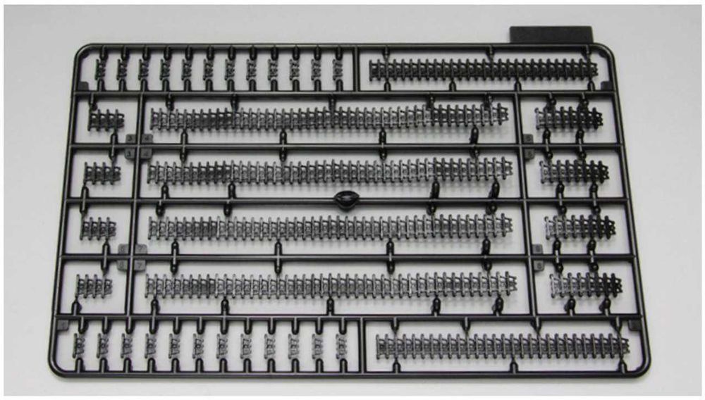 1/35 Fine Molds FM12/57 IJA Medium Tank Type1 CHI-HE+ PhotoEtched MG25